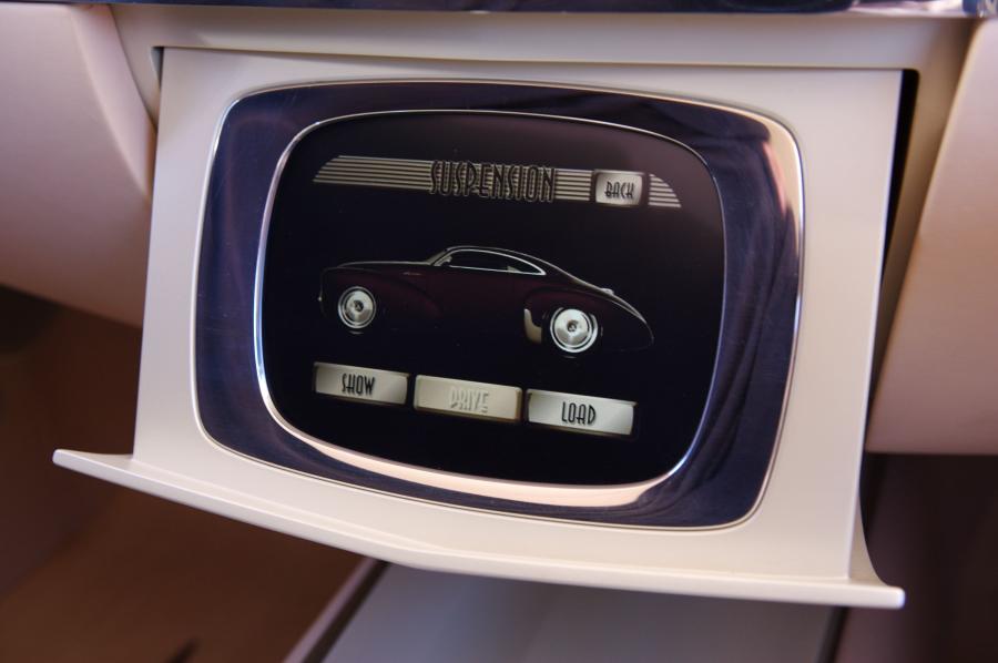  Holden Efijy Concept 2005 года  (фото 9 из 199)